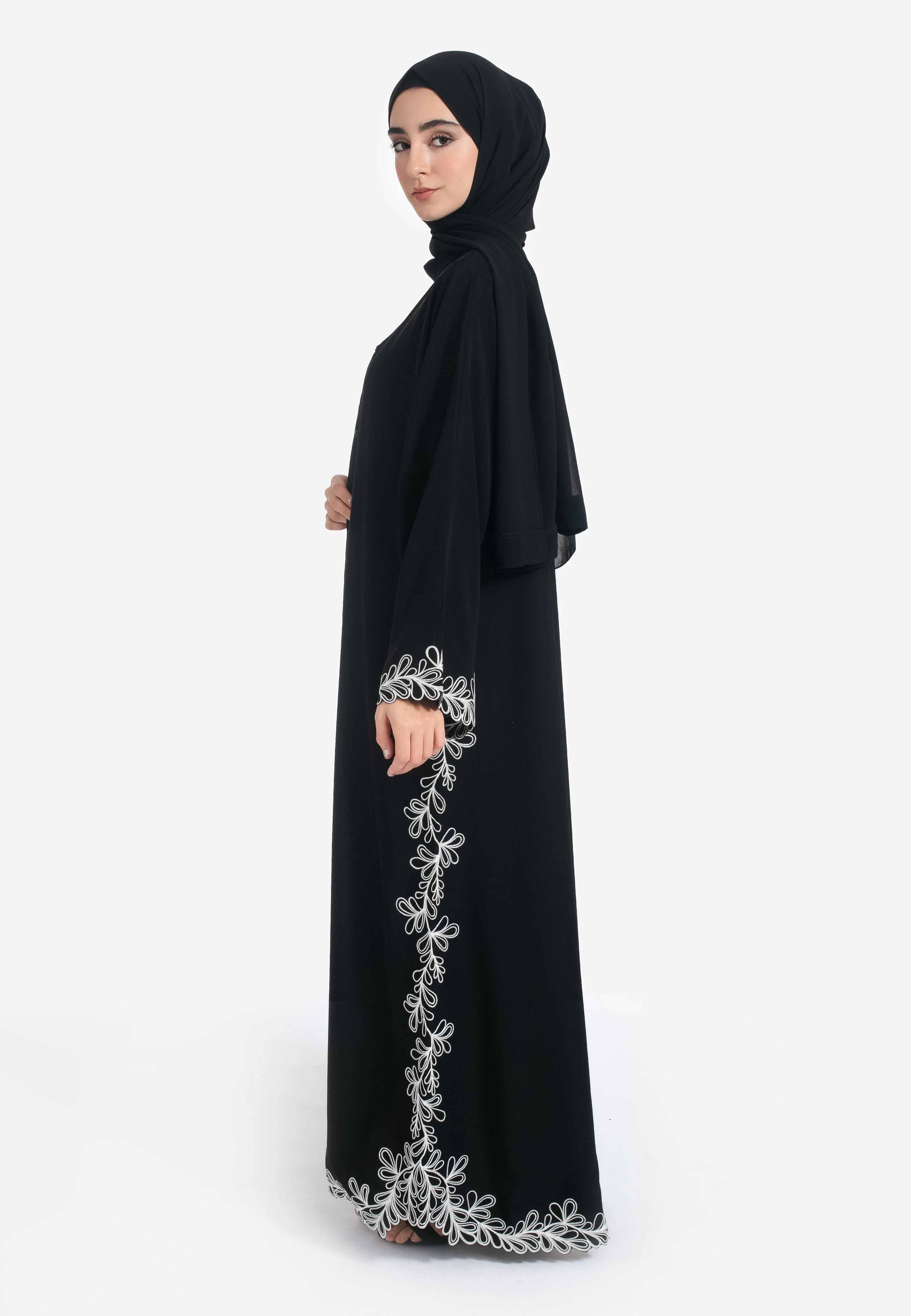 Luxury Noir Khaleeji Embroidered Open Abaya - Hayah Al-Muslimah