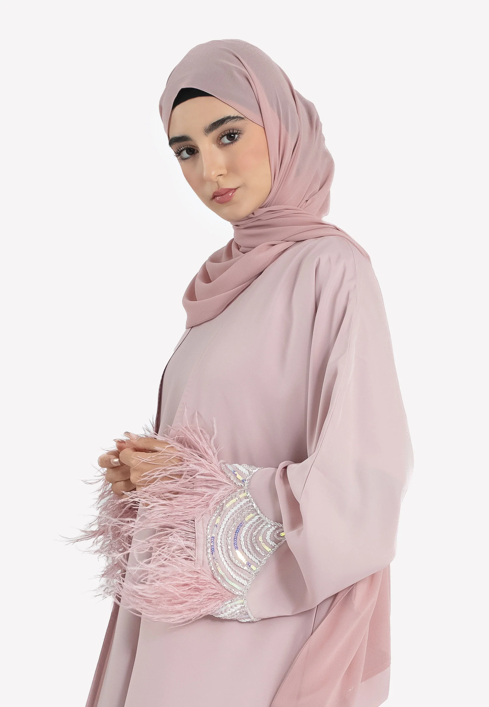 Luxury Rose Blush Feathered 4-Piece Abaya Set - Hayah Al-Muslimah