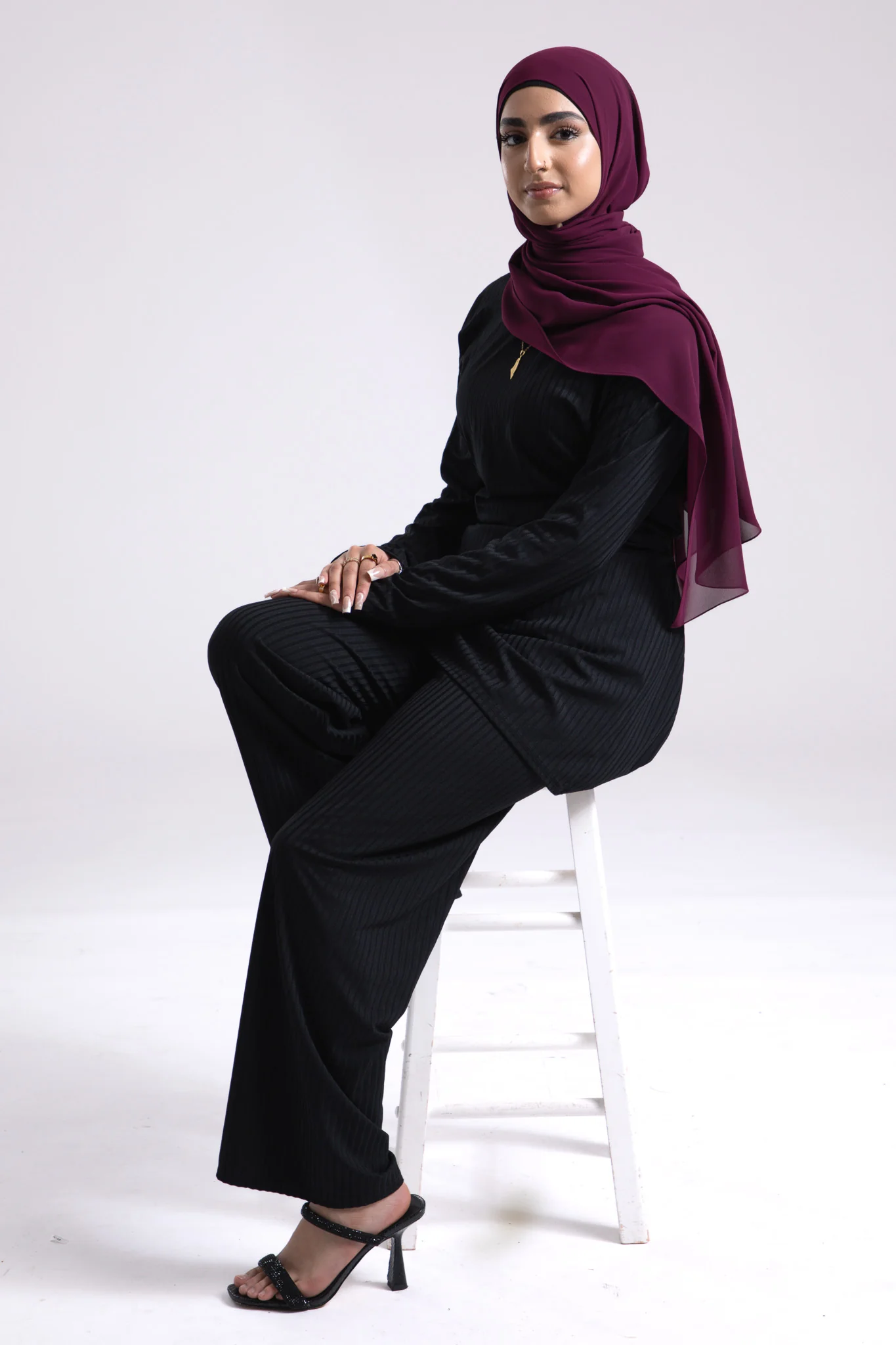 Premium Crepe Chiffon Hijab - Plum - Hayah Al-Muslimah