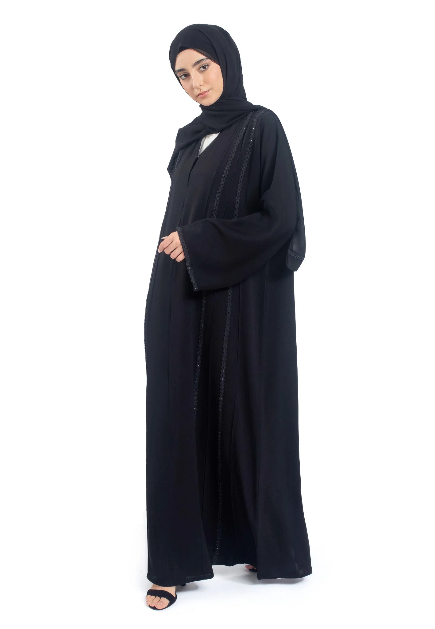Premium Black Nida Closed Abaya with Intricate Lace Detailing - Hayah Al-Muslimah