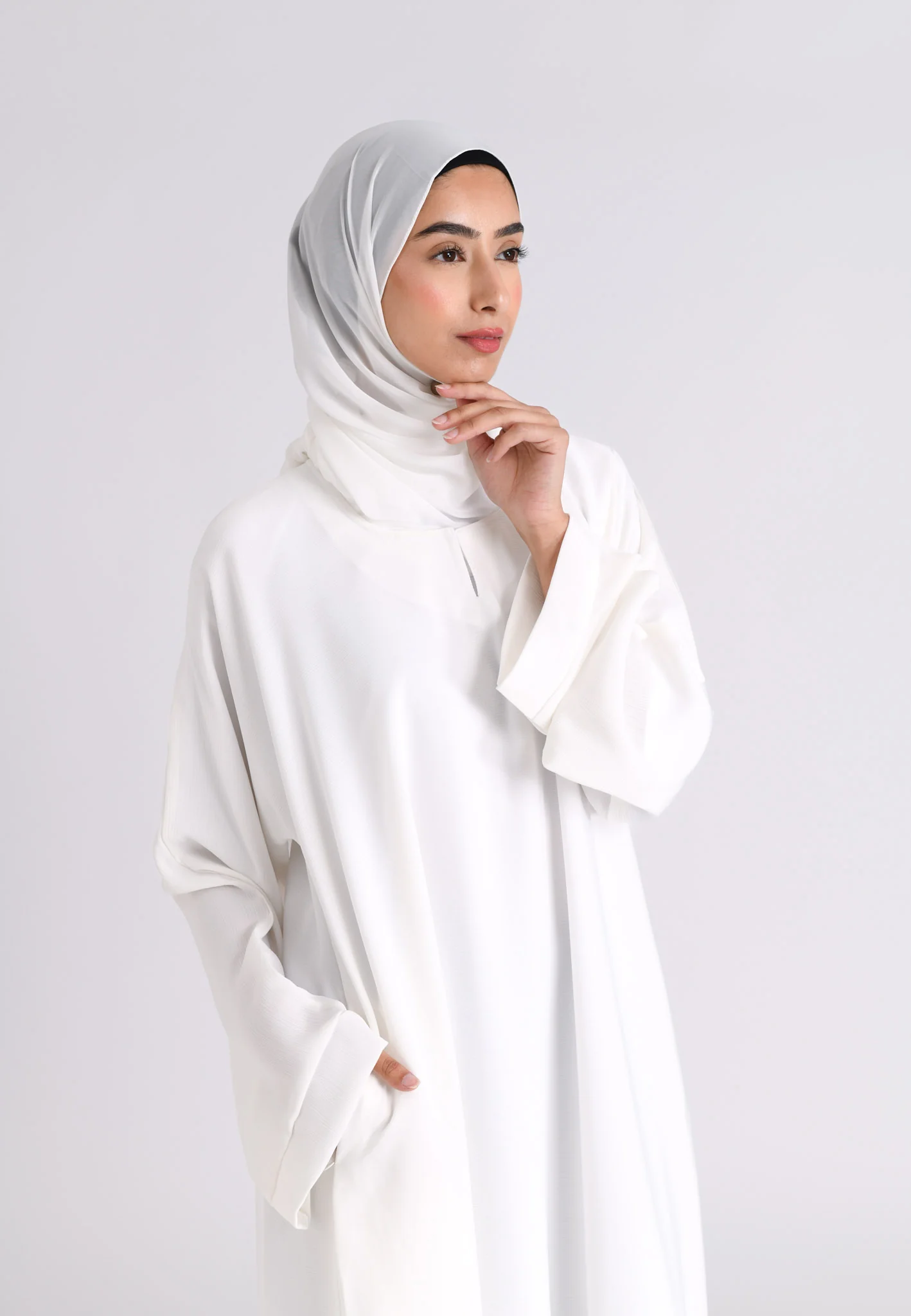 Off-White Textured Abaya With Pockets (Premium) - Hayah Al-Muslimah