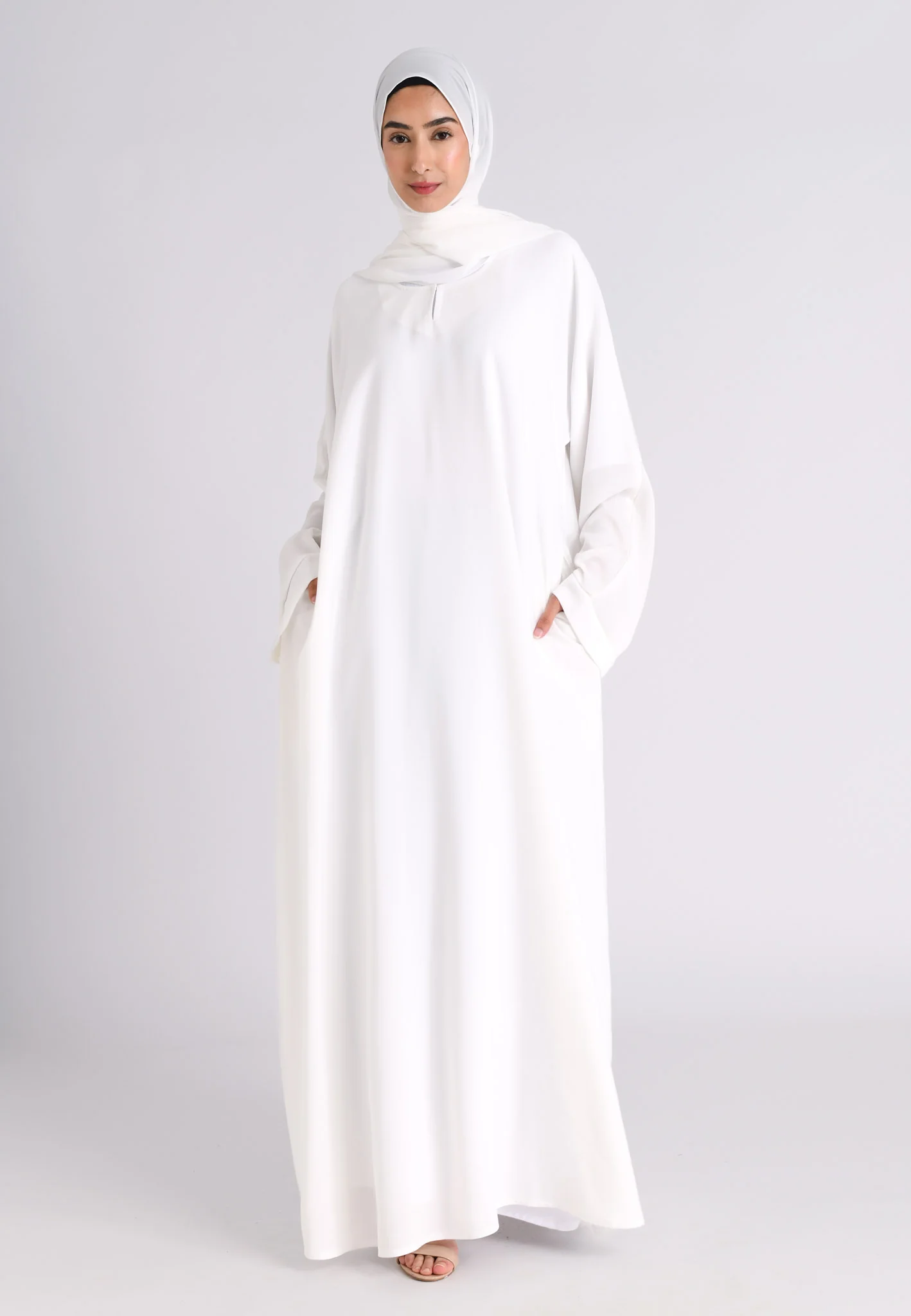 Off-White Textured Abaya With Pockets (Premium) - Hayah Al-Muslimah