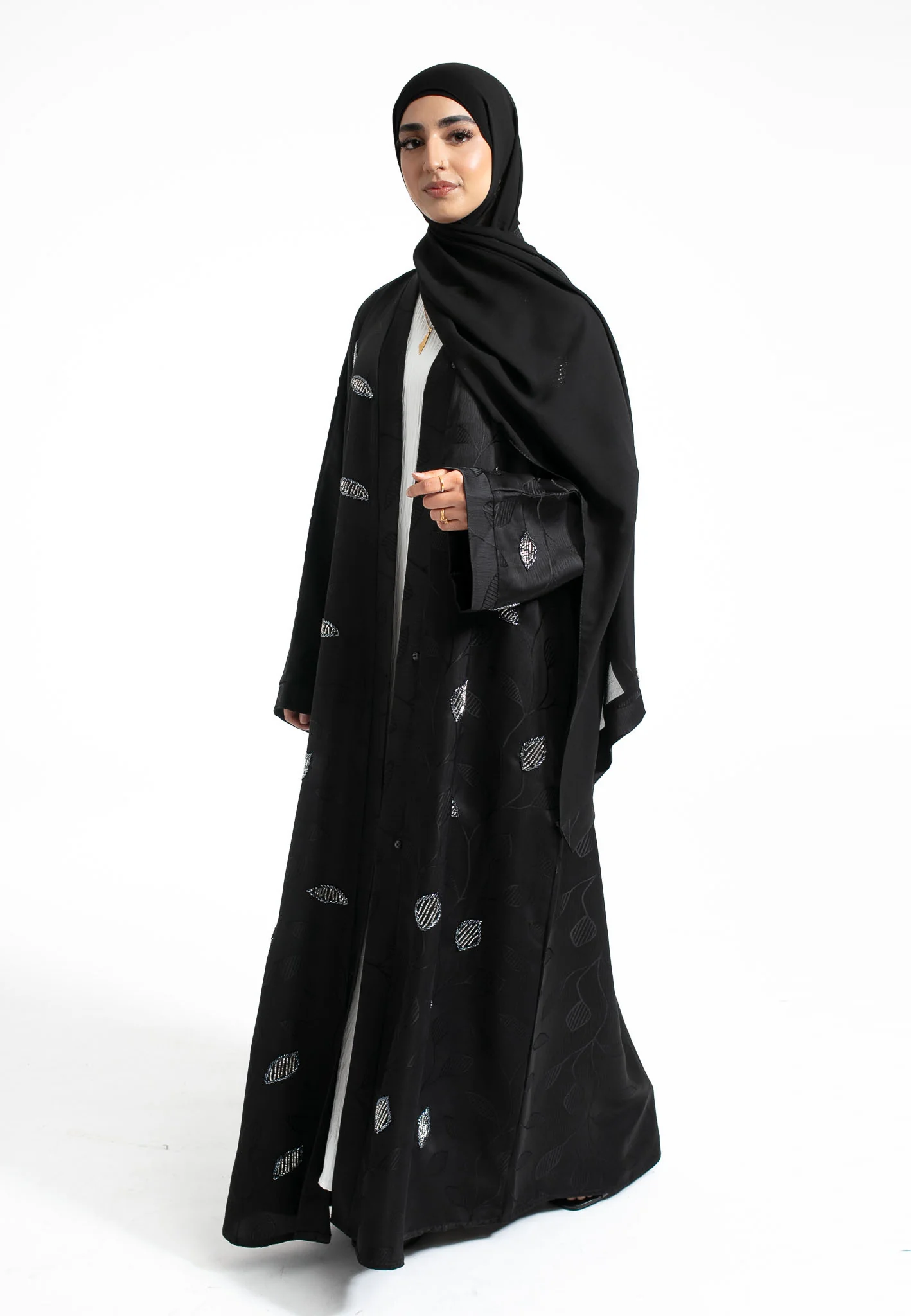 Black Deluxe Khaleeji-Style Silver Embellished Open Abaya (Premium) - Hayah Al-Muslimah