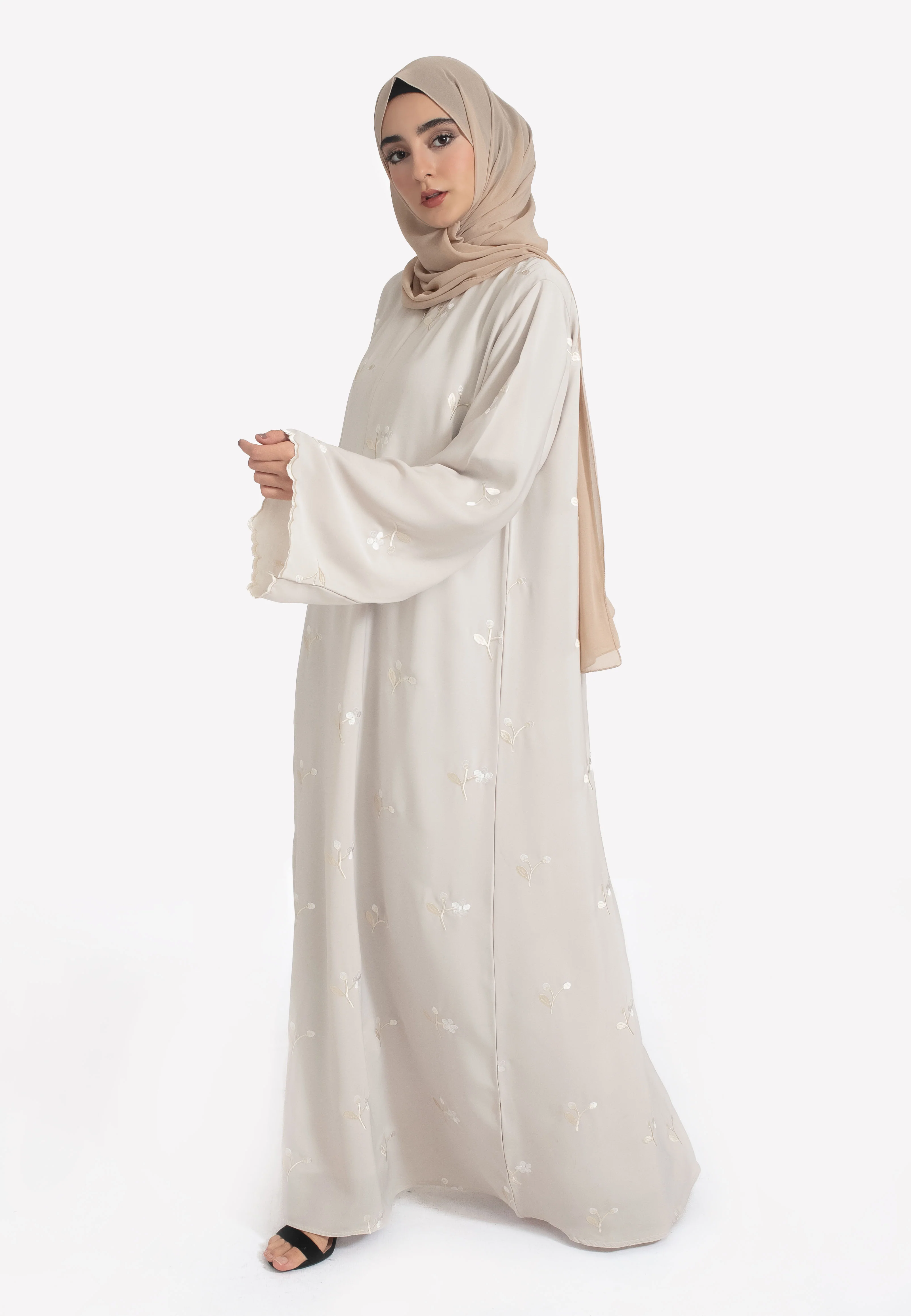 Jasmine Embroidered Closed Abaya With Zip - Beige - Hayah Al-Muslimah