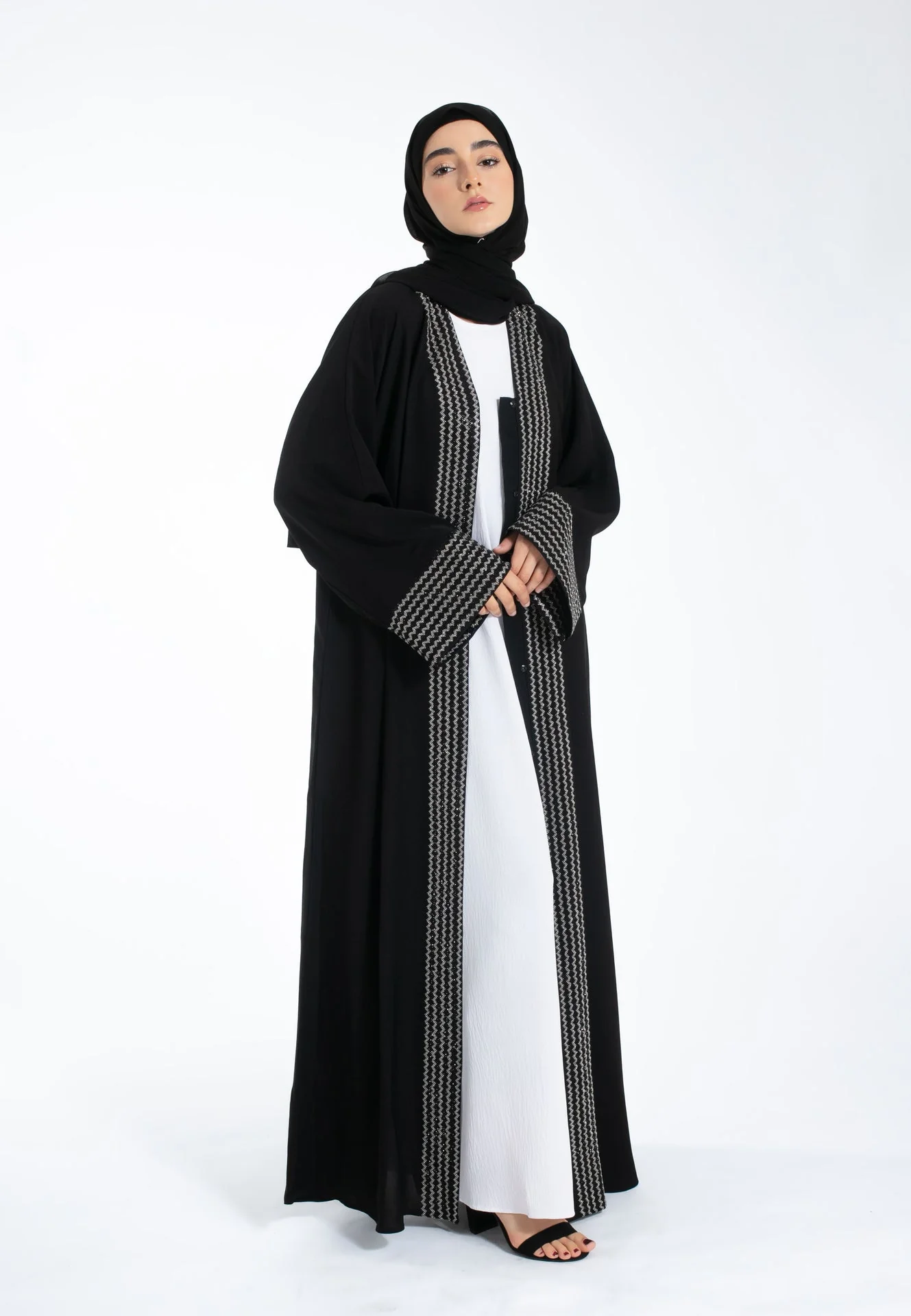 Minimal Zig-Zag Embroidered Open Abaya - Hayah Al-Muslimah