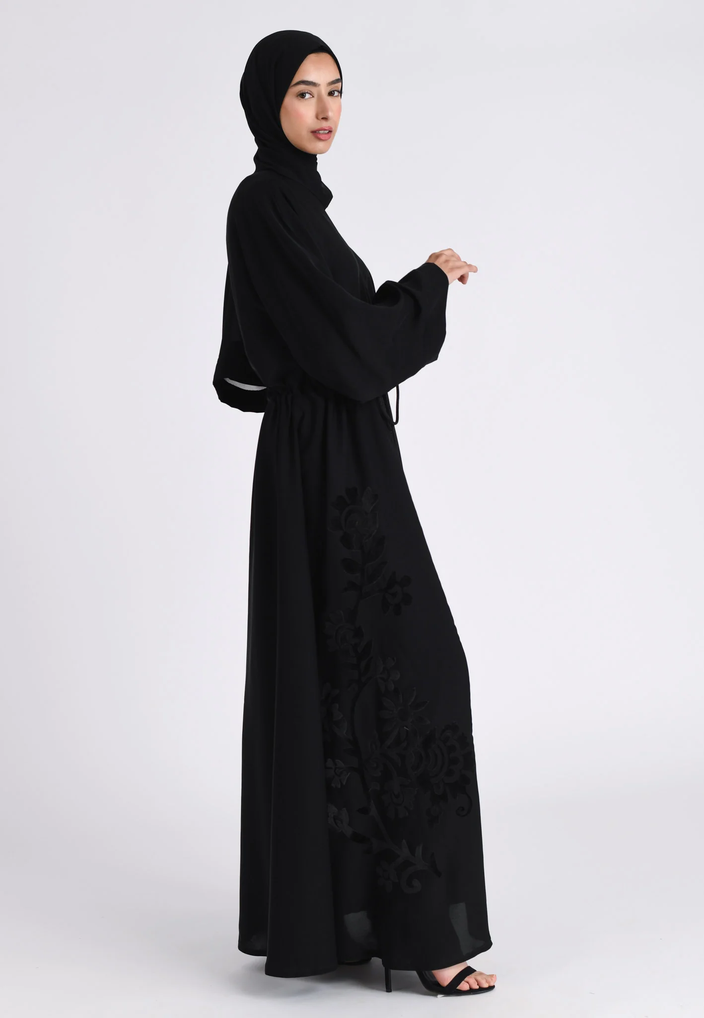 Black Intricate Velvet Motif Umbrella Cut Abaya (Premium) - Hayah Al-Muslimah