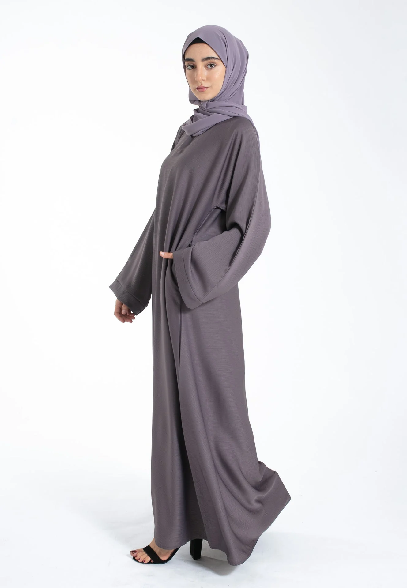 Bedrock Purple Textured Abaya with Zip Pockets - Hayah Al-Muslimah