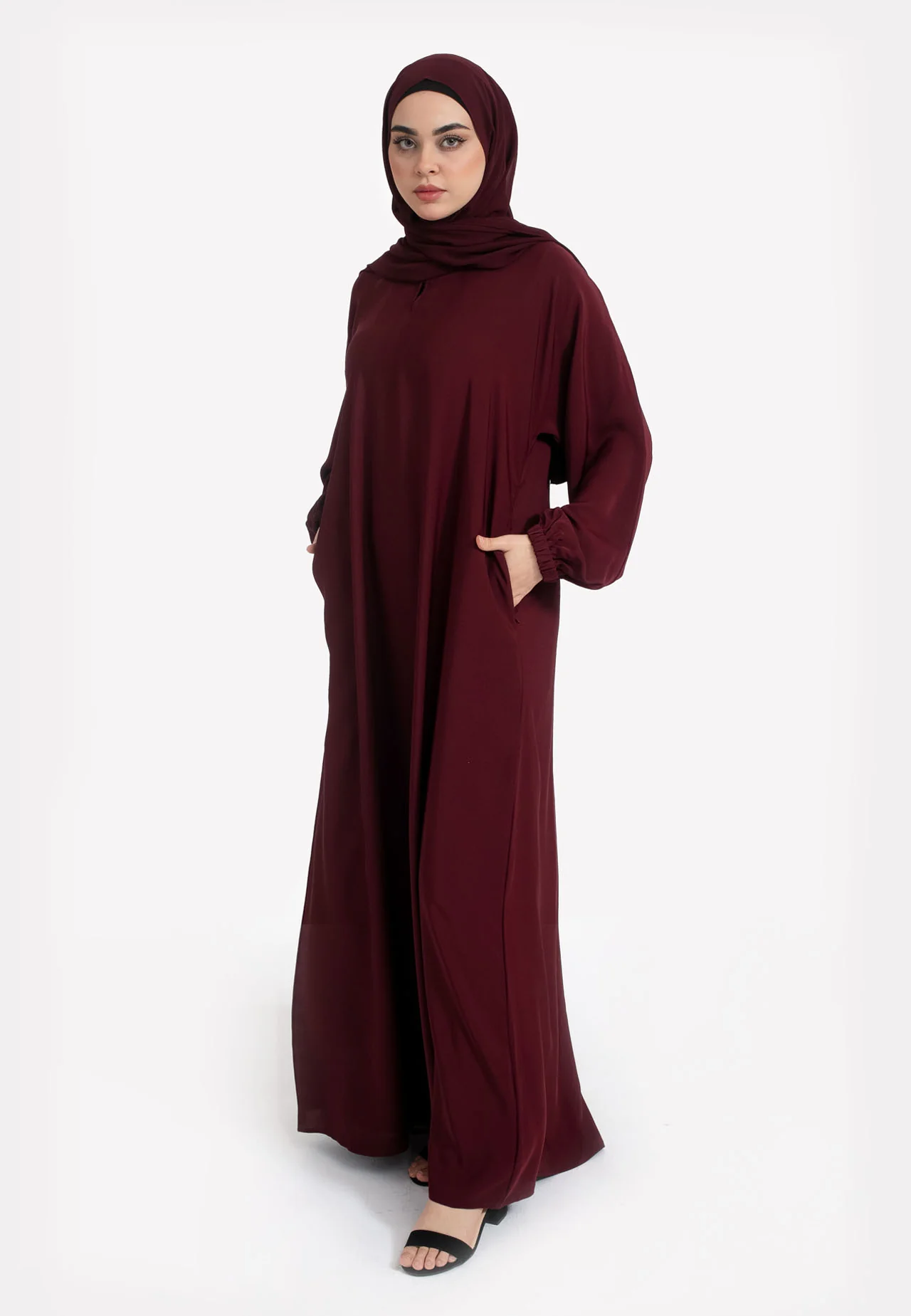 Burgundy Closed Abaya with Zip Pockets & Cuff Sleeves - Hayah Al-Muslimah