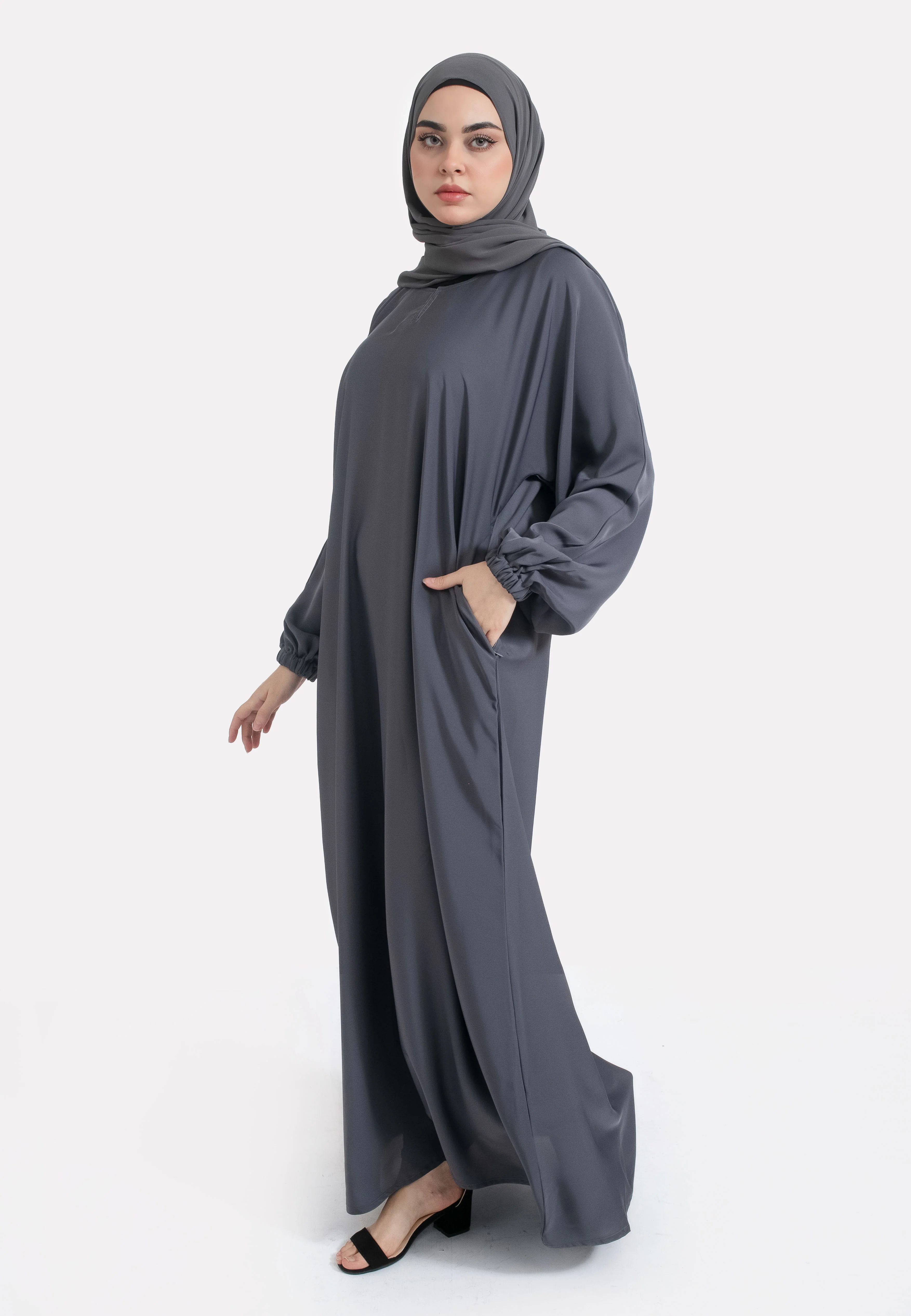 Pebble Grey Closed Abaya with Zip Pockets & Cuff Sleeves - Hayah Al-Muslimah