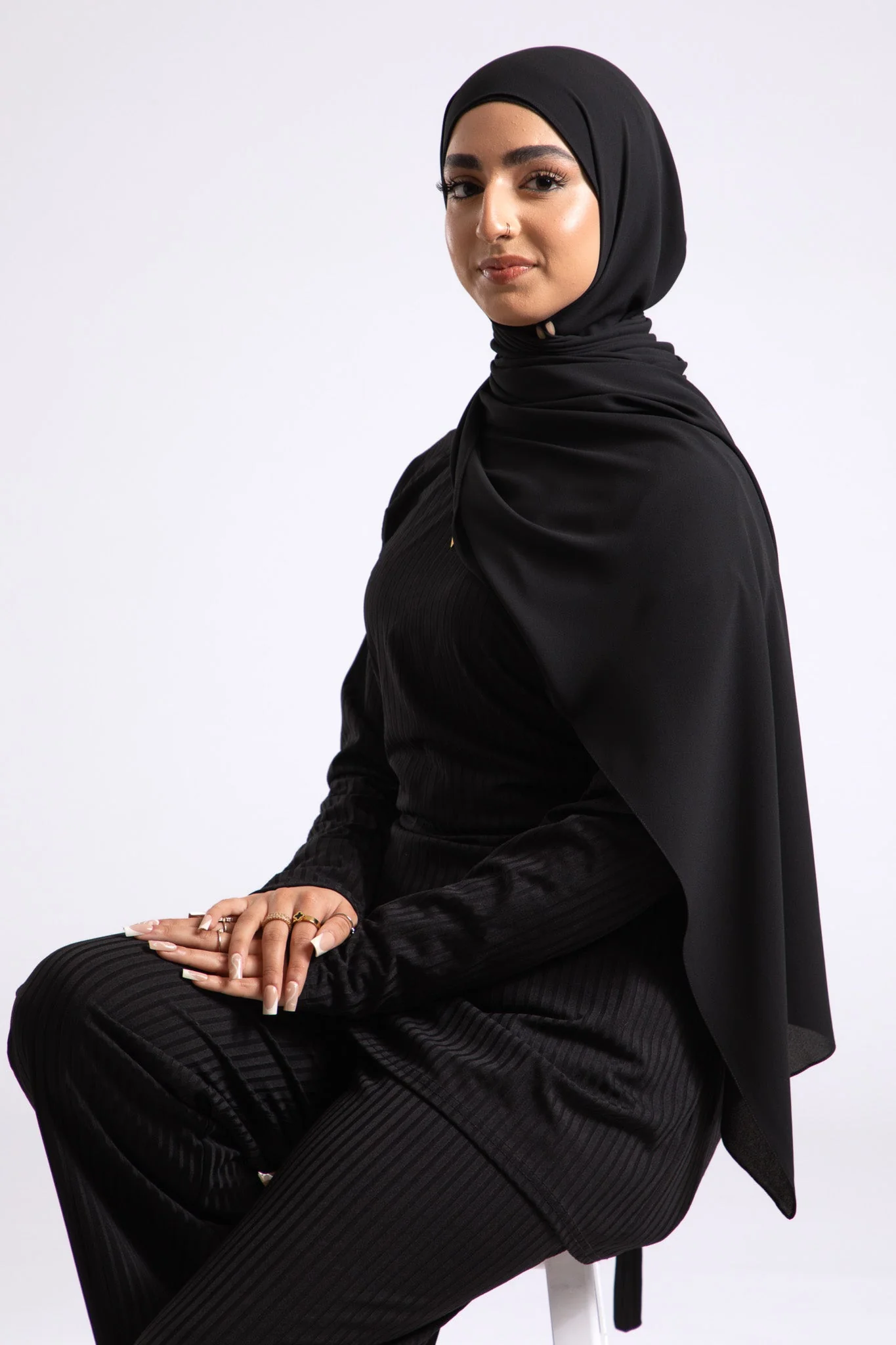 Premium Crepe Chiffon Hijab - Black - Hayah Al-Muslimah