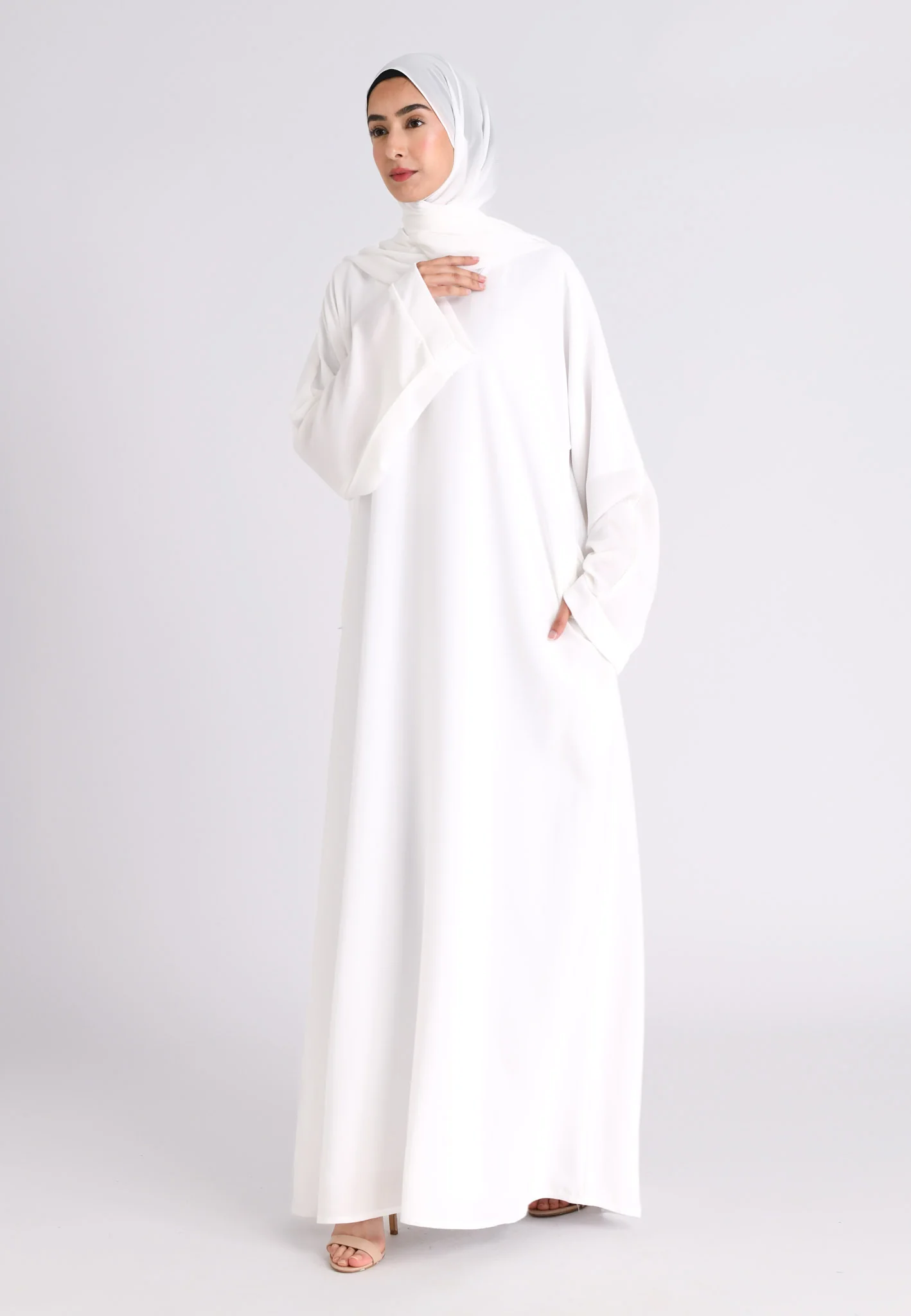 Off-White Textured Abaya With Pockets (Premium) - Hayah Al-Muslimah