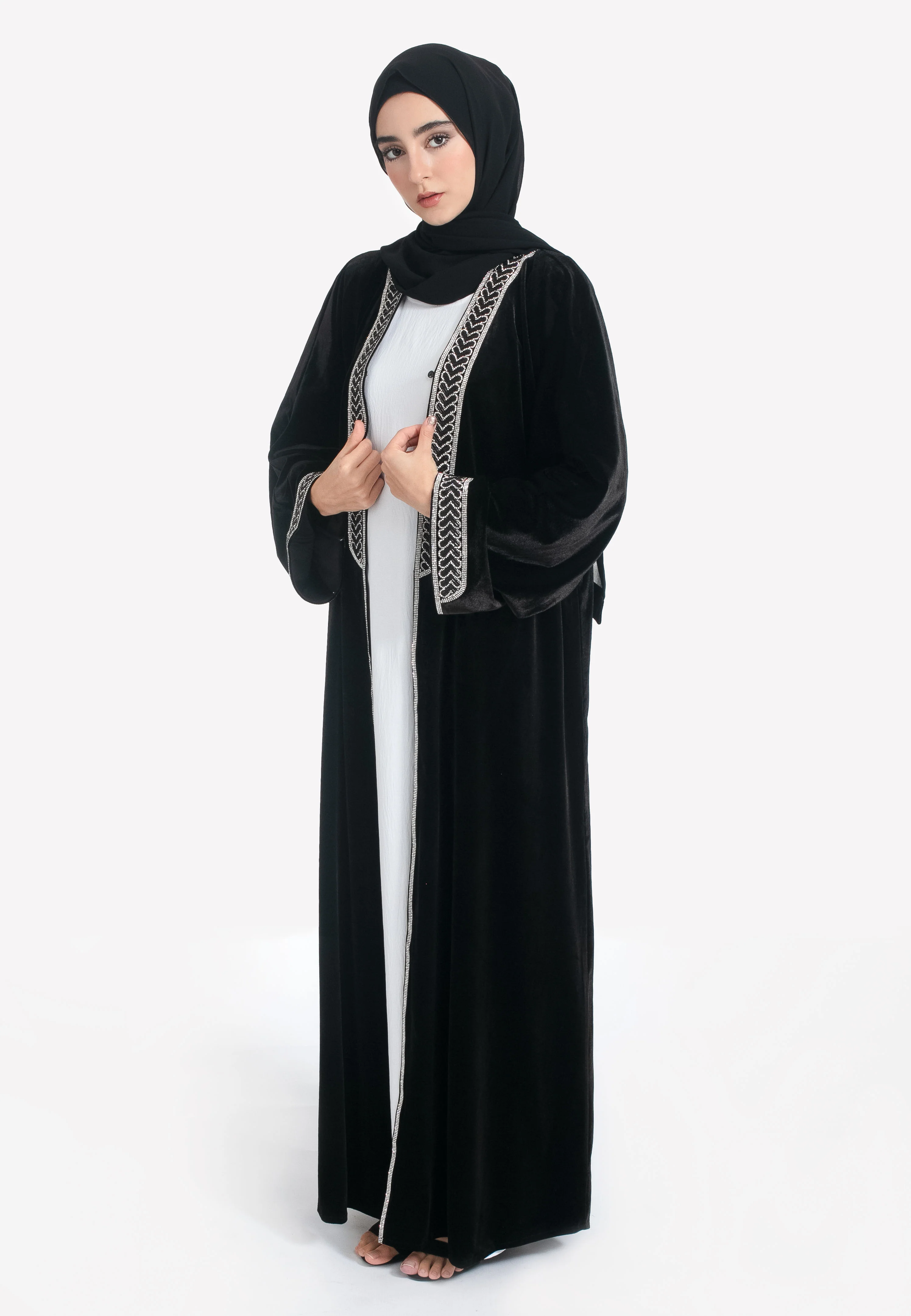 Luxury Black Velvet Embellished Open Abaya - Hayah Al-Muslimah
