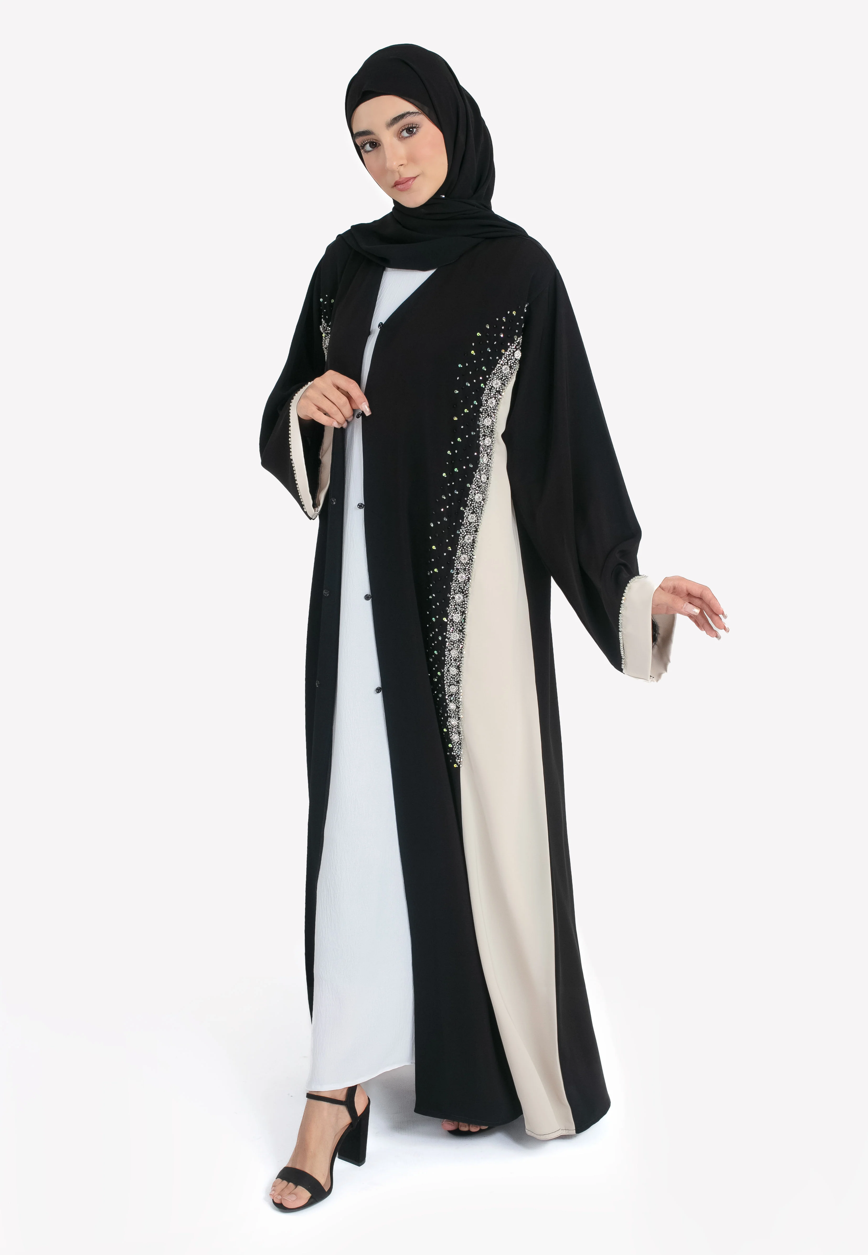 Luxury Emirati Two-Toned Embellished Open Abaya - Hayah Al-Muslimah