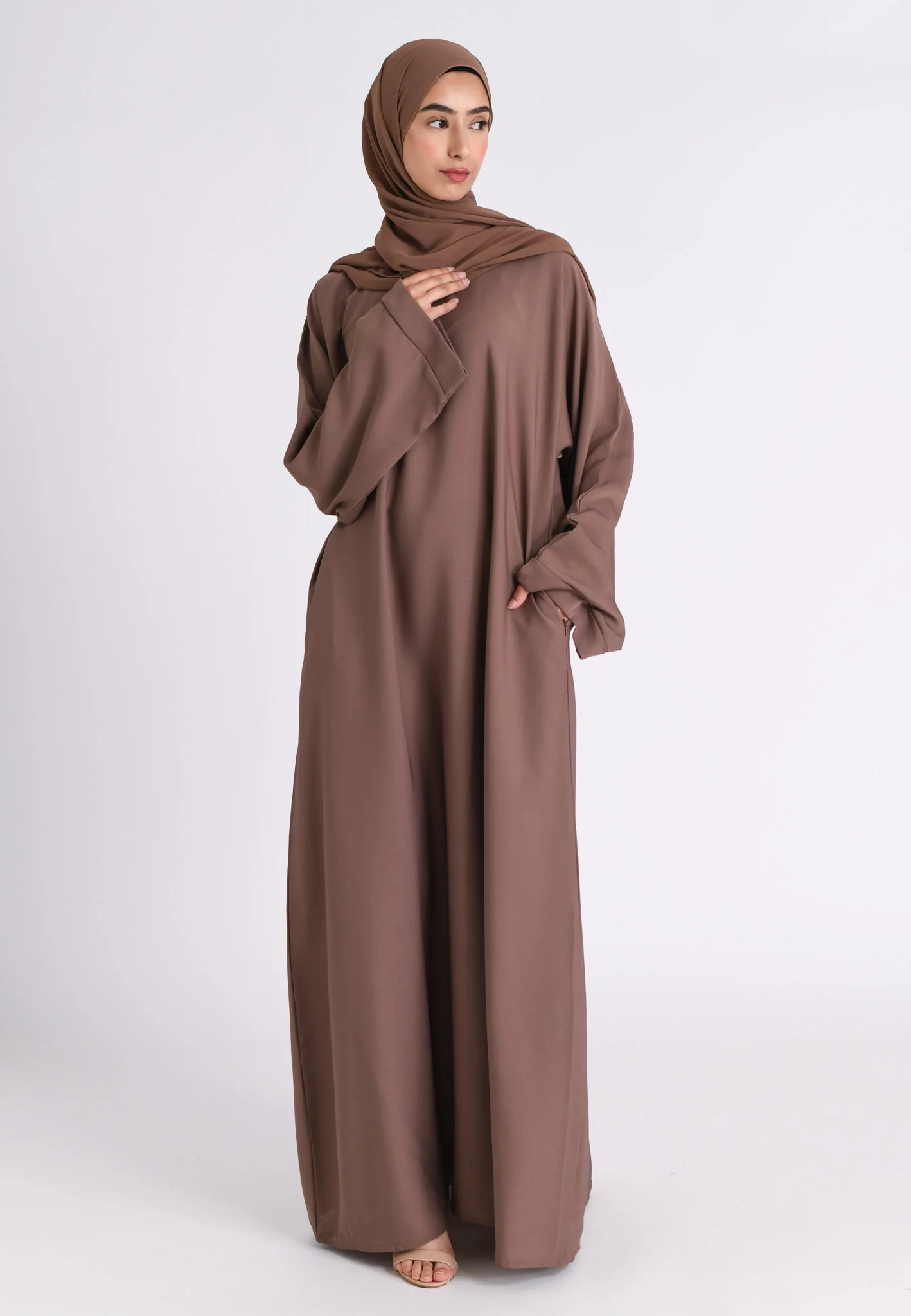 Dusty Mink Textured Abaya with Zip Pockets (Premium) - Hayah Al-Muslimah