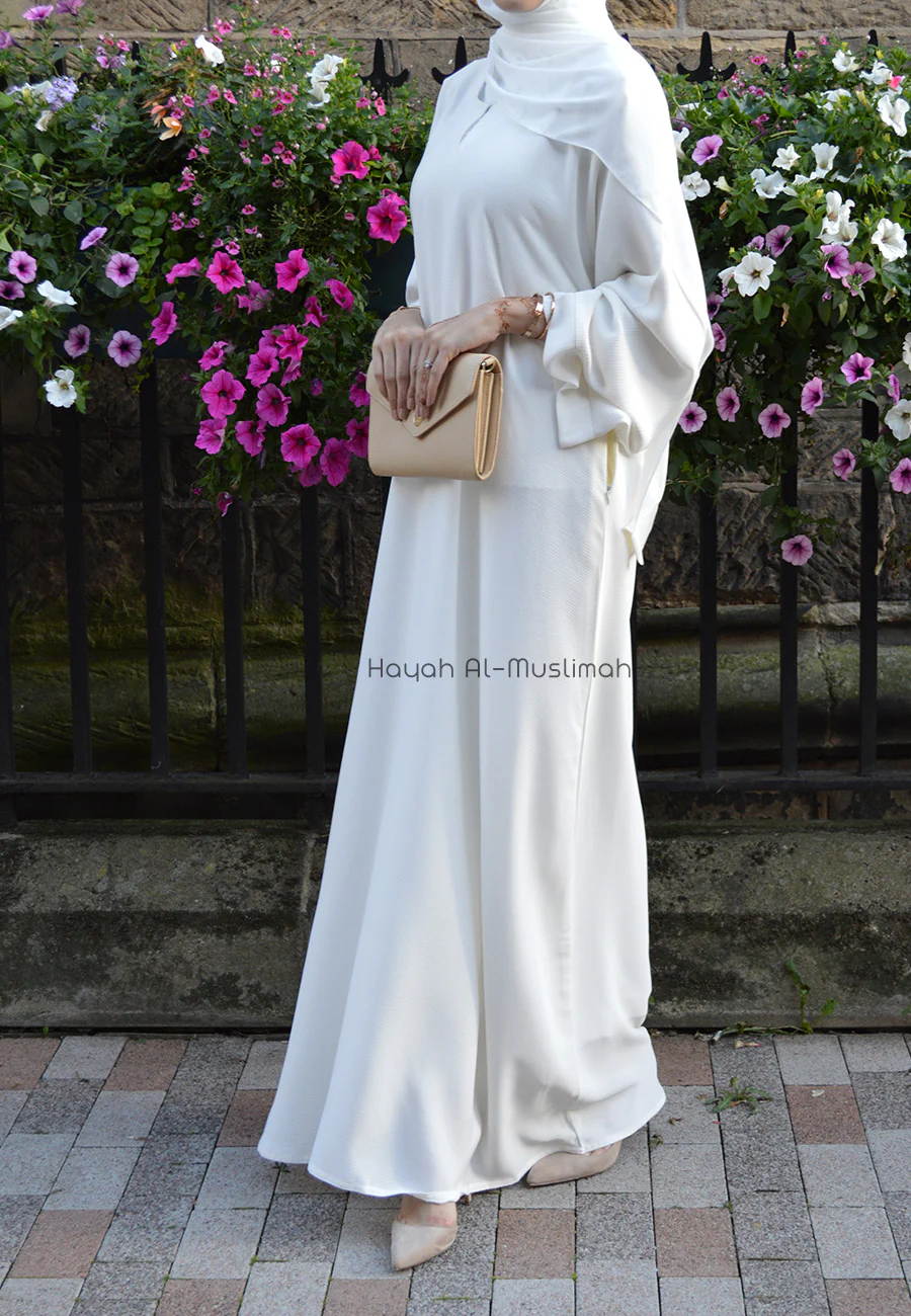 Off-White Textured Abaya With Pockets (Premium) - Hayah Al-Muslimah