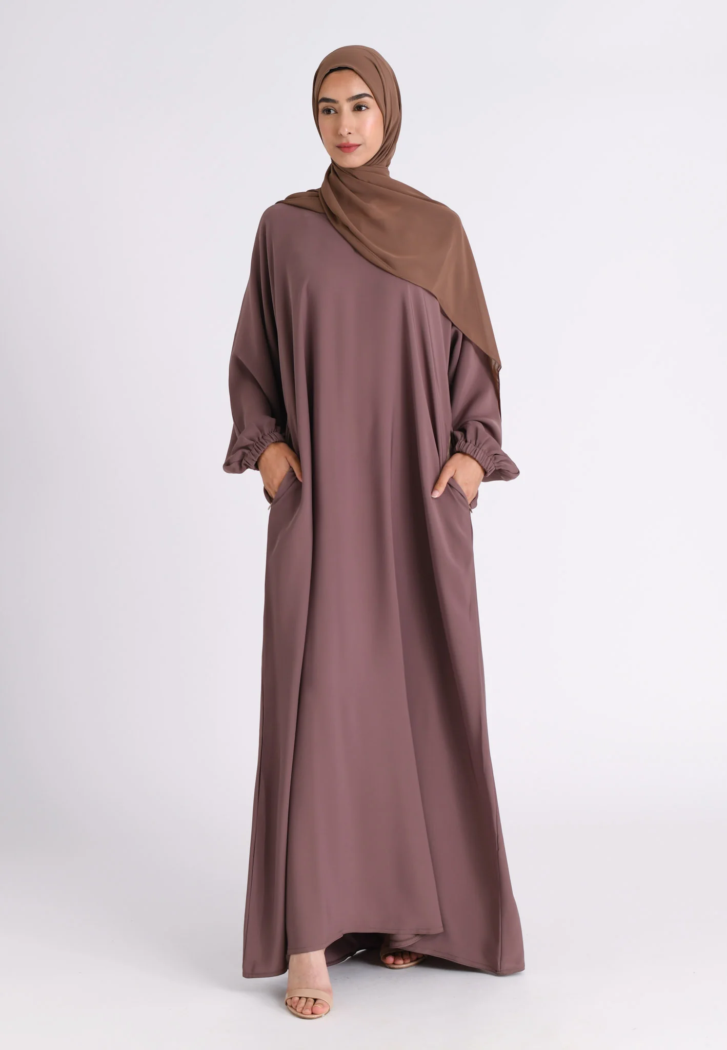 Taupe Closed Abaya with Zip Pockets & Cuff Sleeves (Premium) - Hayah Al-Muslimah