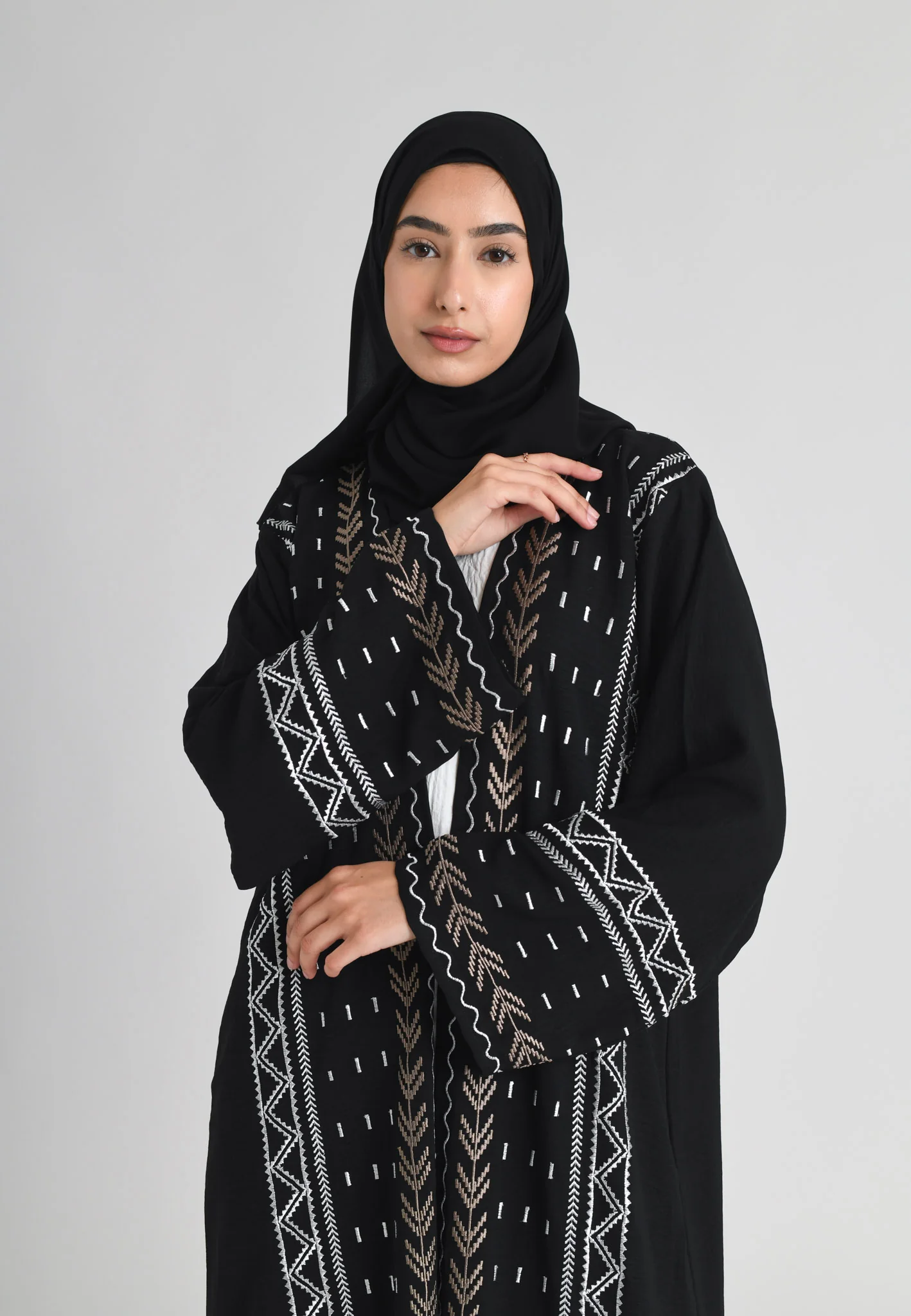 Aztec Kimono Style Embroidered Open Abaya (Premium) - Hayah Al-Muslimah